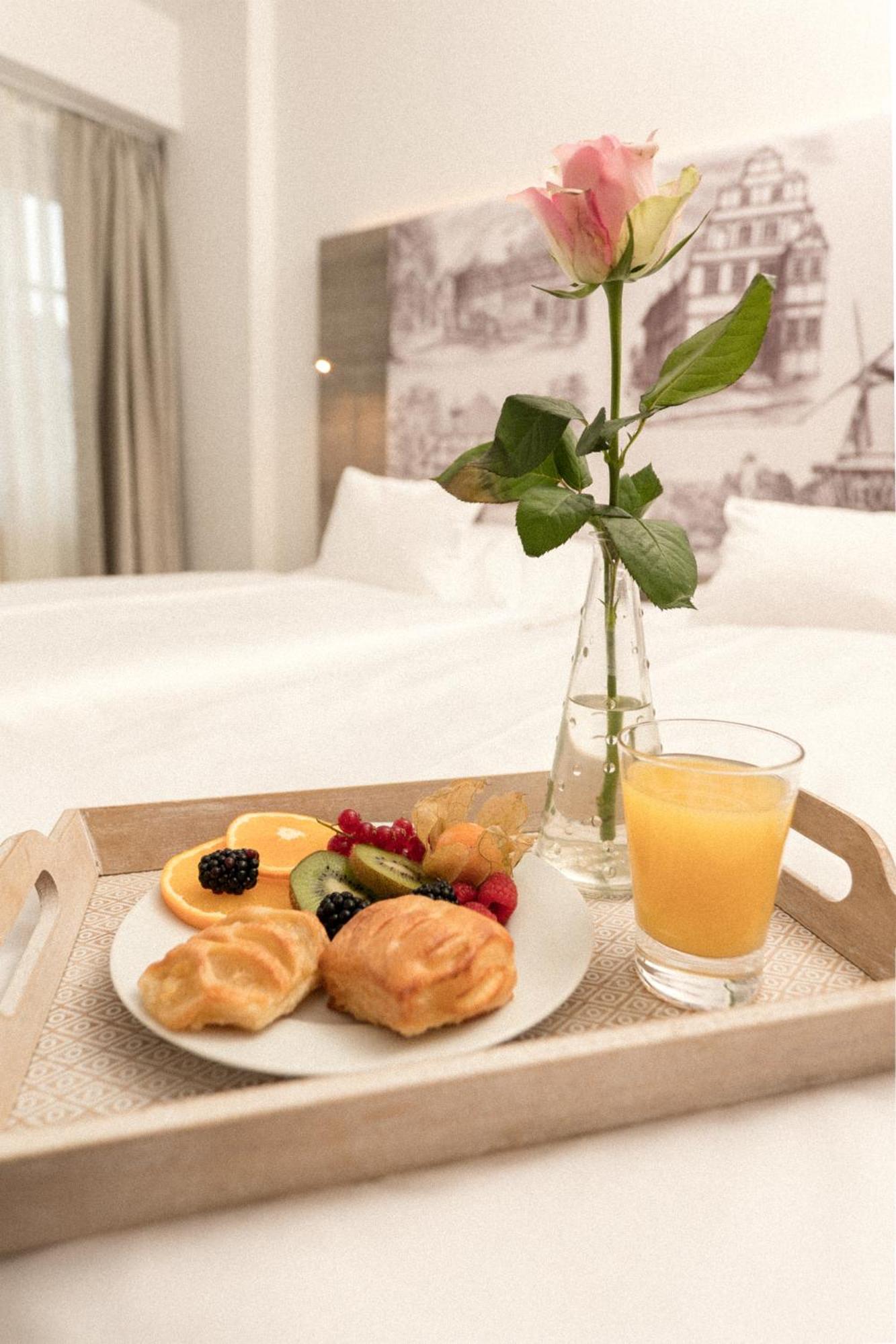 Hotel Deutsches Haus Gifhorn Bagian luar foto