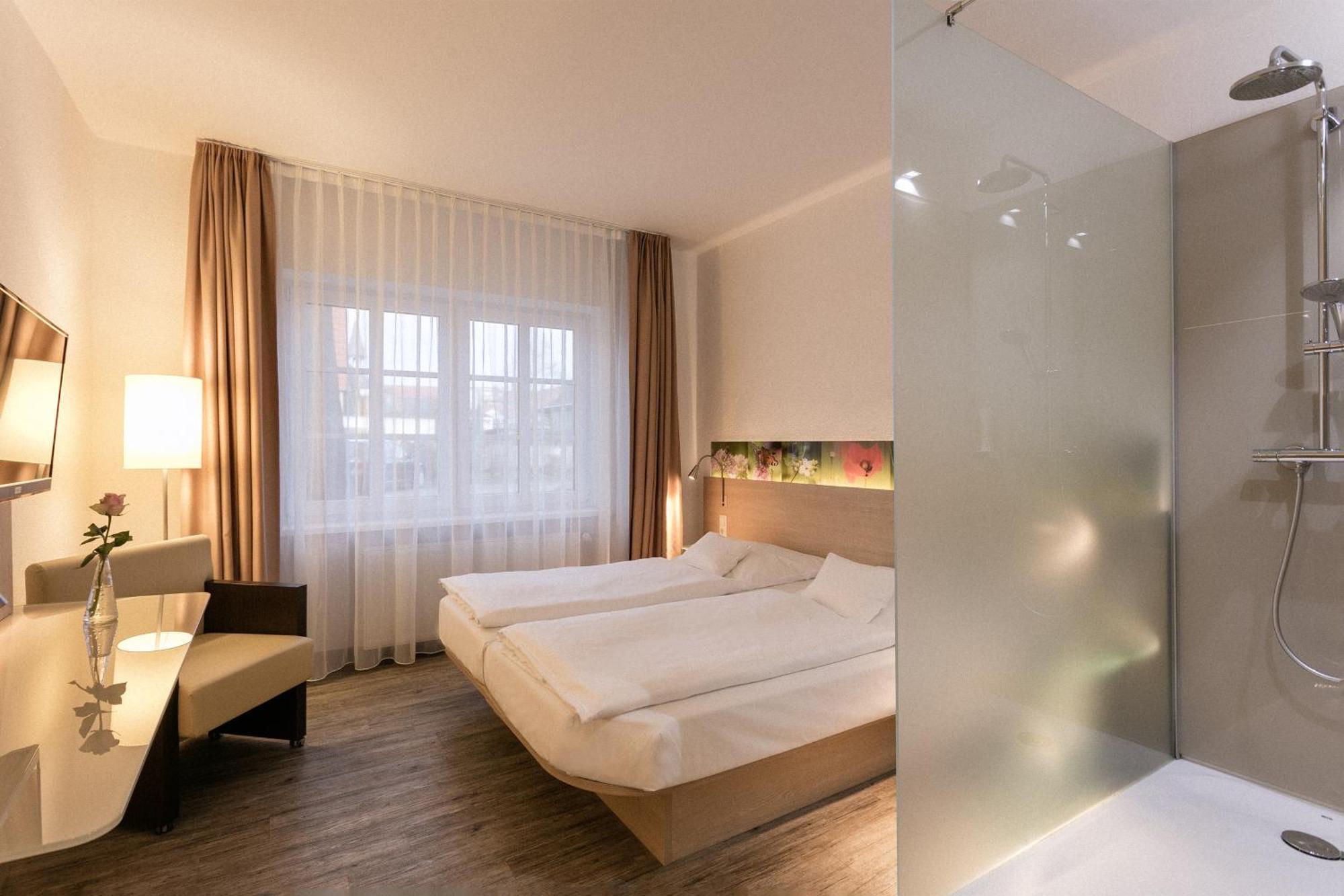 Hotel Deutsches Haus Gifhorn Bagian luar foto